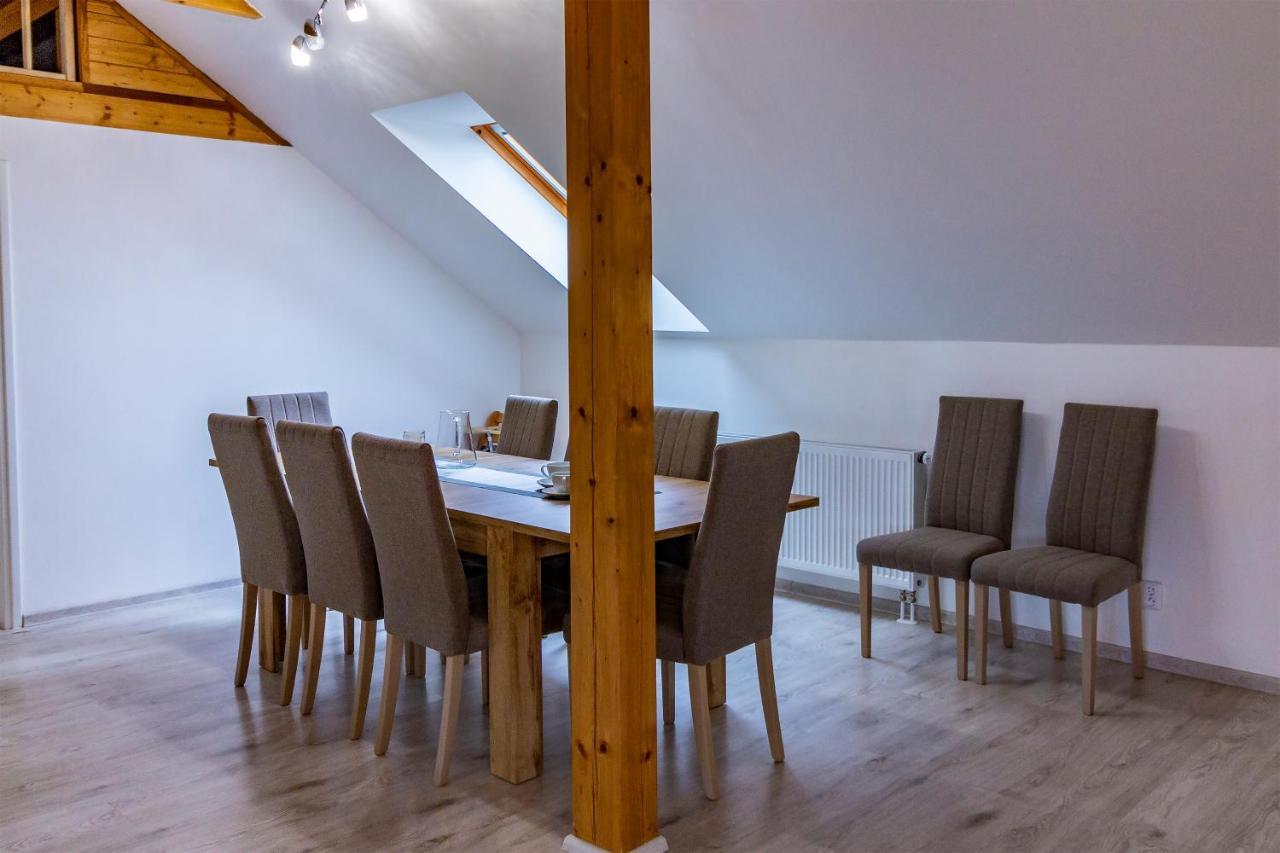 Apartmanovy Dum Vilémovice Buitenkant foto