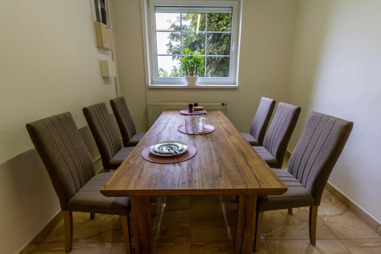 Apartmanovy Dum Vilémovice Buitenkant foto