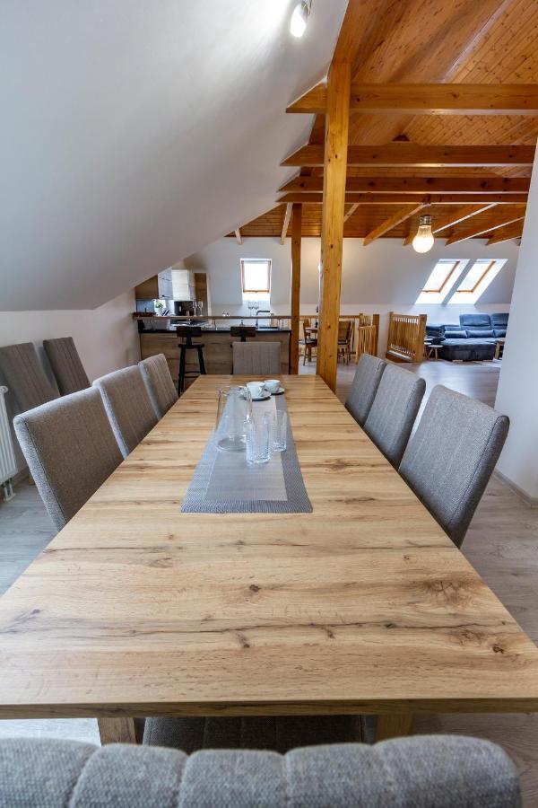 Apartmanovy Dum Vilémovice Buitenkant foto