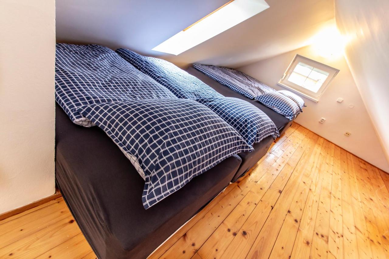 Apartmanovy Dum Vilémovice Buitenkant foto