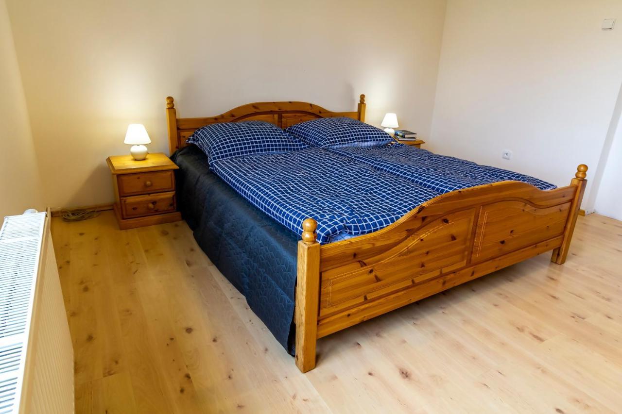 Apartmanovy Dum Vilémovice Buitenkant foto