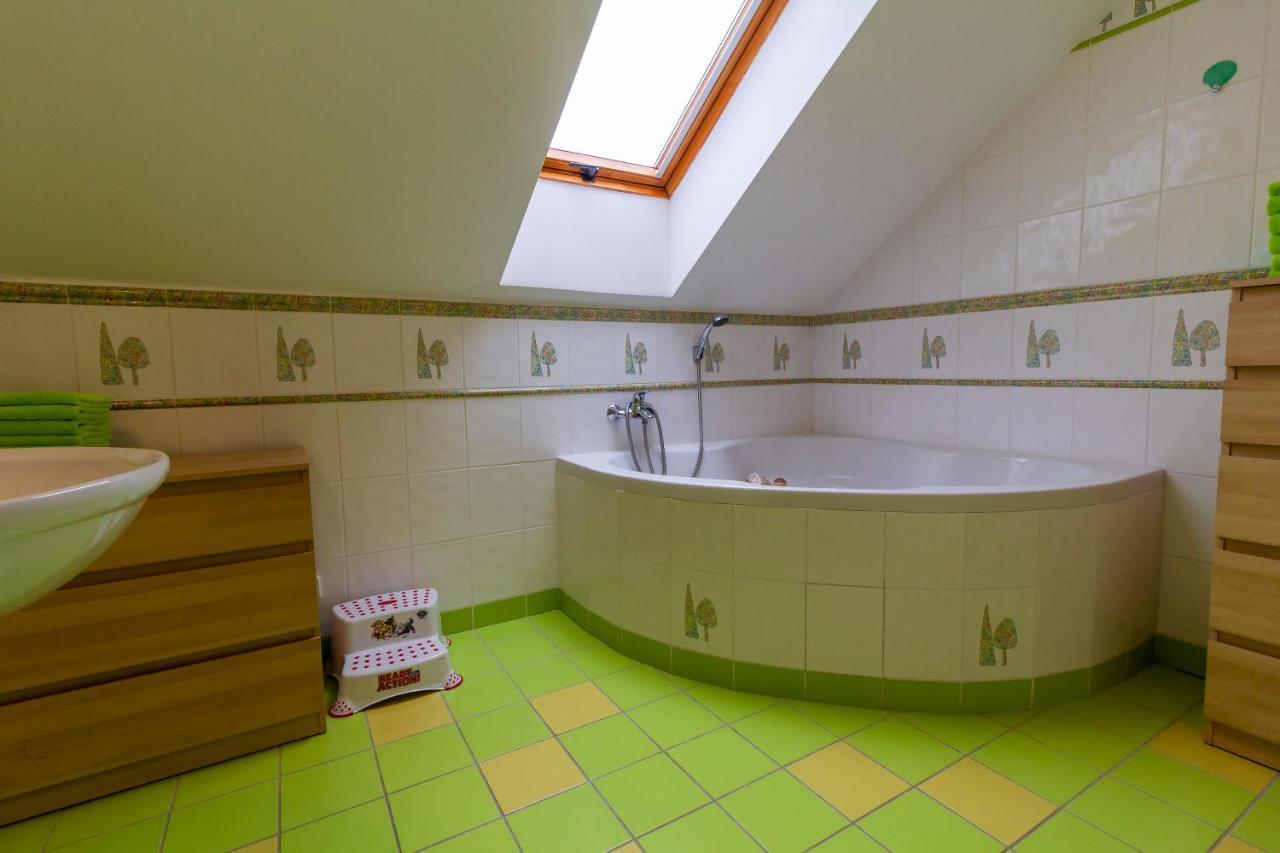 Apartmanovy Dum Vilémovice Buitenkant foto