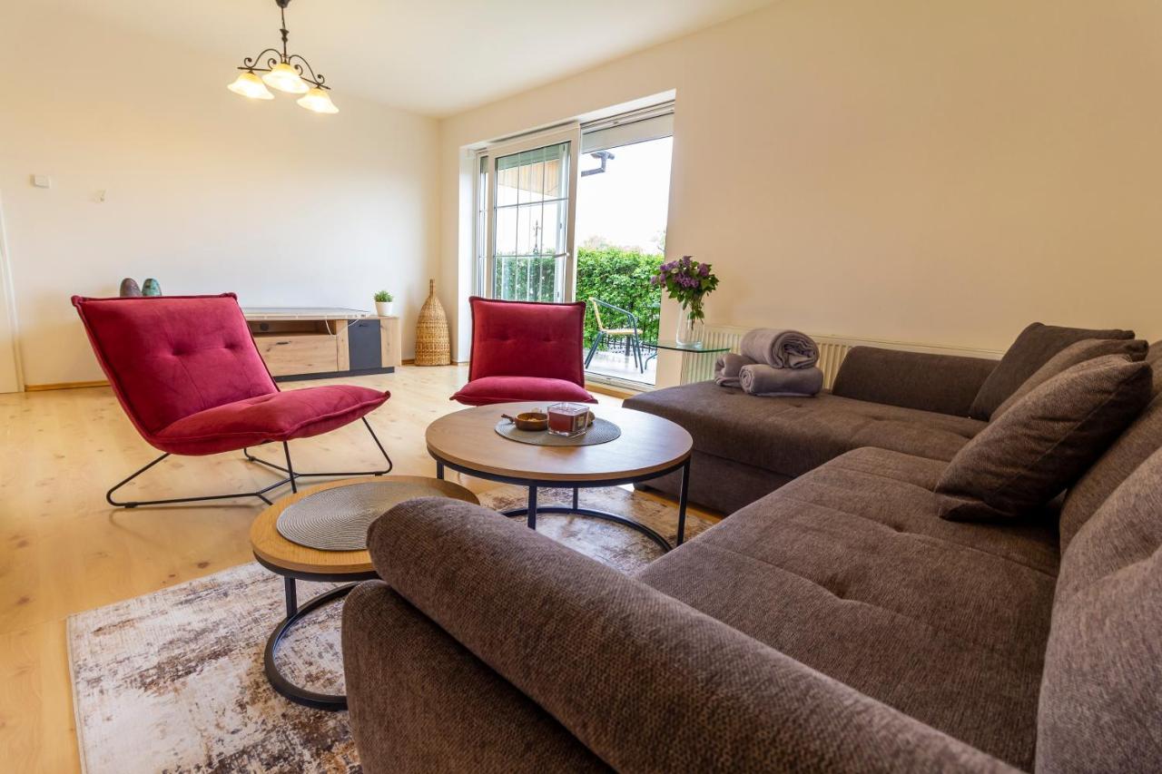 Apartmanovy Dum Vilémovice Buitenkant foto