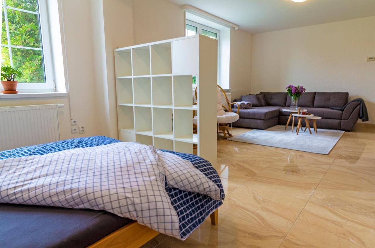 Apartmanovy Dum Vilémovice Buitenkant foto