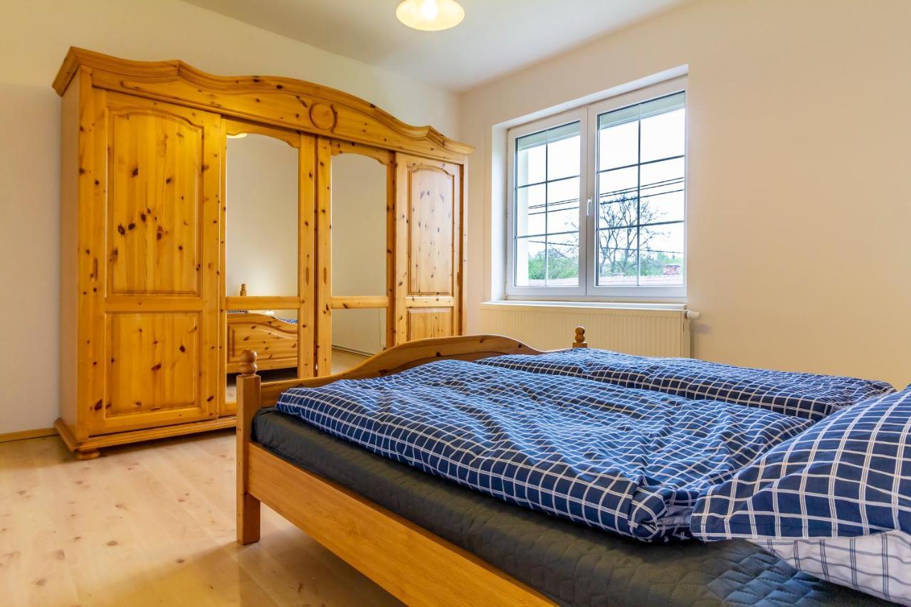 Apartmanovy Dum Vilémovice Buitenkant foto