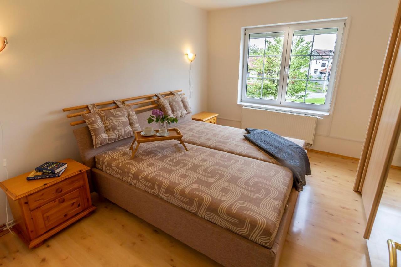 Apartmanovy Dum Vilémovice Buitenkant foto