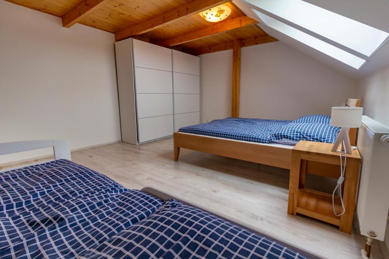 Apartmanovy Dum Vilémovice Buitenkant foto