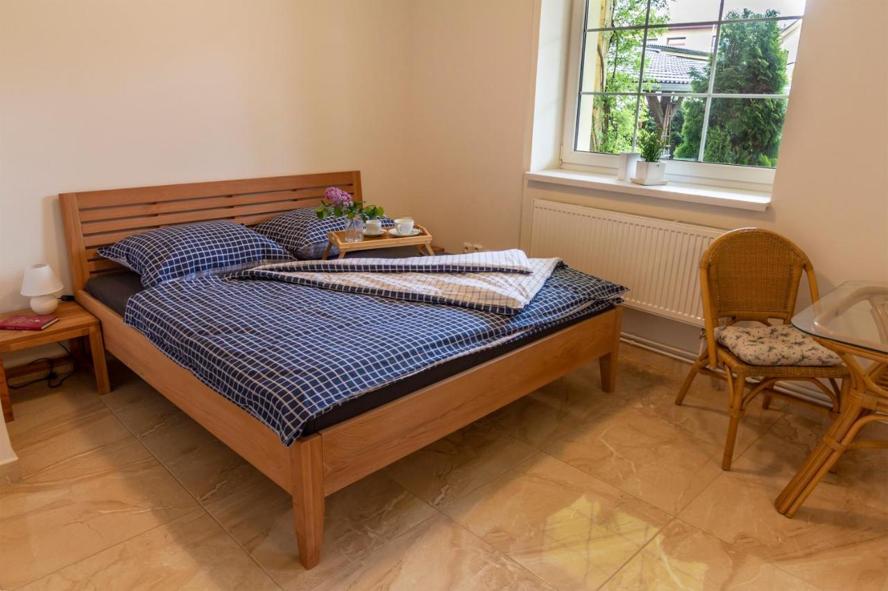 Apartmanovy Dum Vilémovice Buitenkant foto